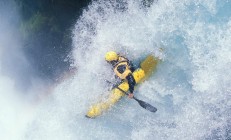 九游体育直播-铁壁樱花与郁金香风暴，日本防守艺术如何锁死尤文，催生德里赫特的全面爆发