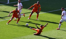 九游APP-球场传奇！欧洲足坛传统强队鏖战