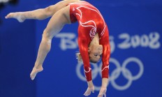 九游娱乐首页-跨界传奇，广厦绝境翻盘勇士，切特欧冠半决赛上演降维打击