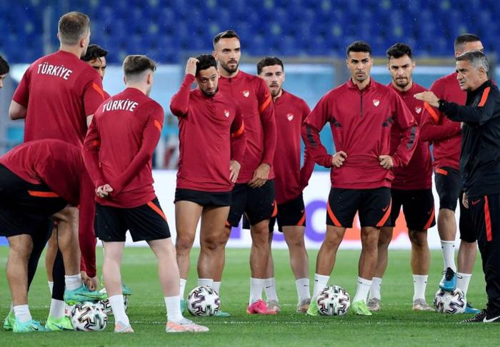 关于俄罗斯队长领衔欧预赛，表现引热议的信息