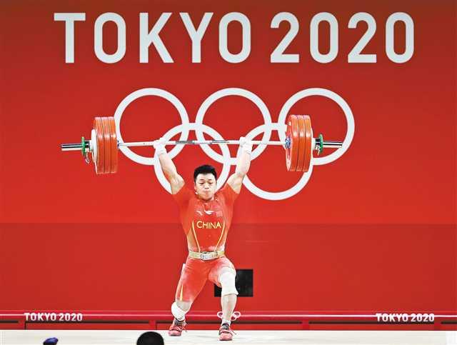 包含重庆光彩队遭遇辽宁队，胜负悬念引人注目的词条