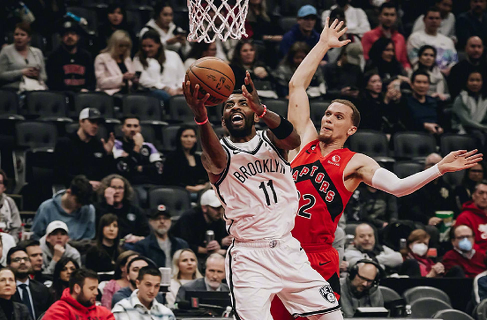 猛龙后卫连续砍分，带领球队逆转胜利的简单介绍