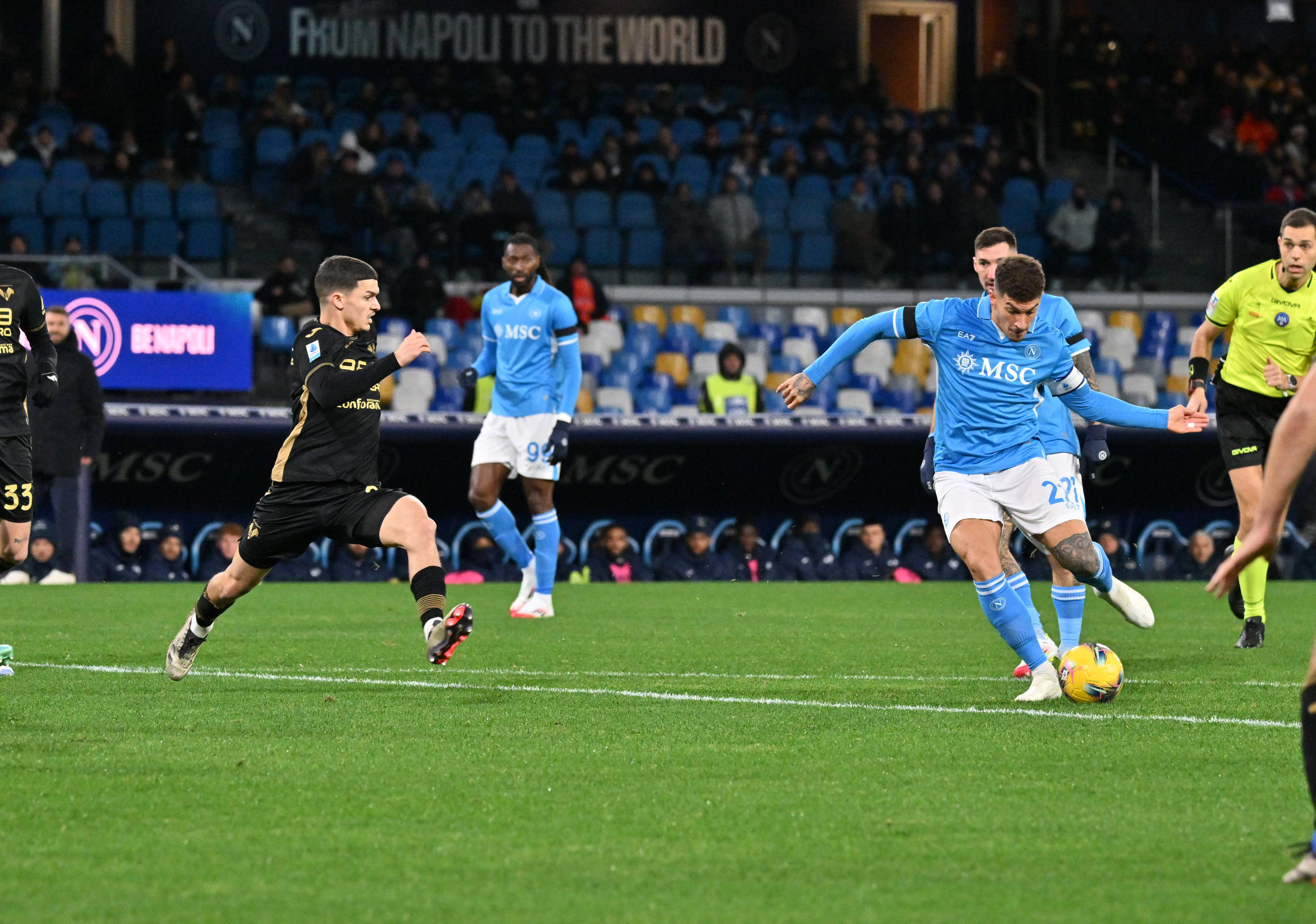 罗马击败那不勒斯，连胜场次达到五场