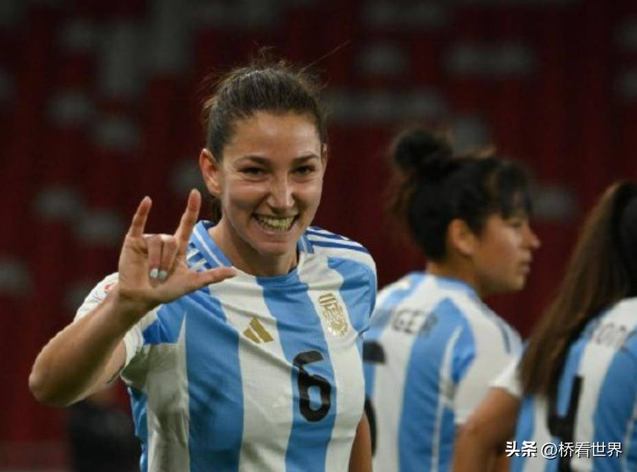 阿根廷女足选手获得最佳进球奖