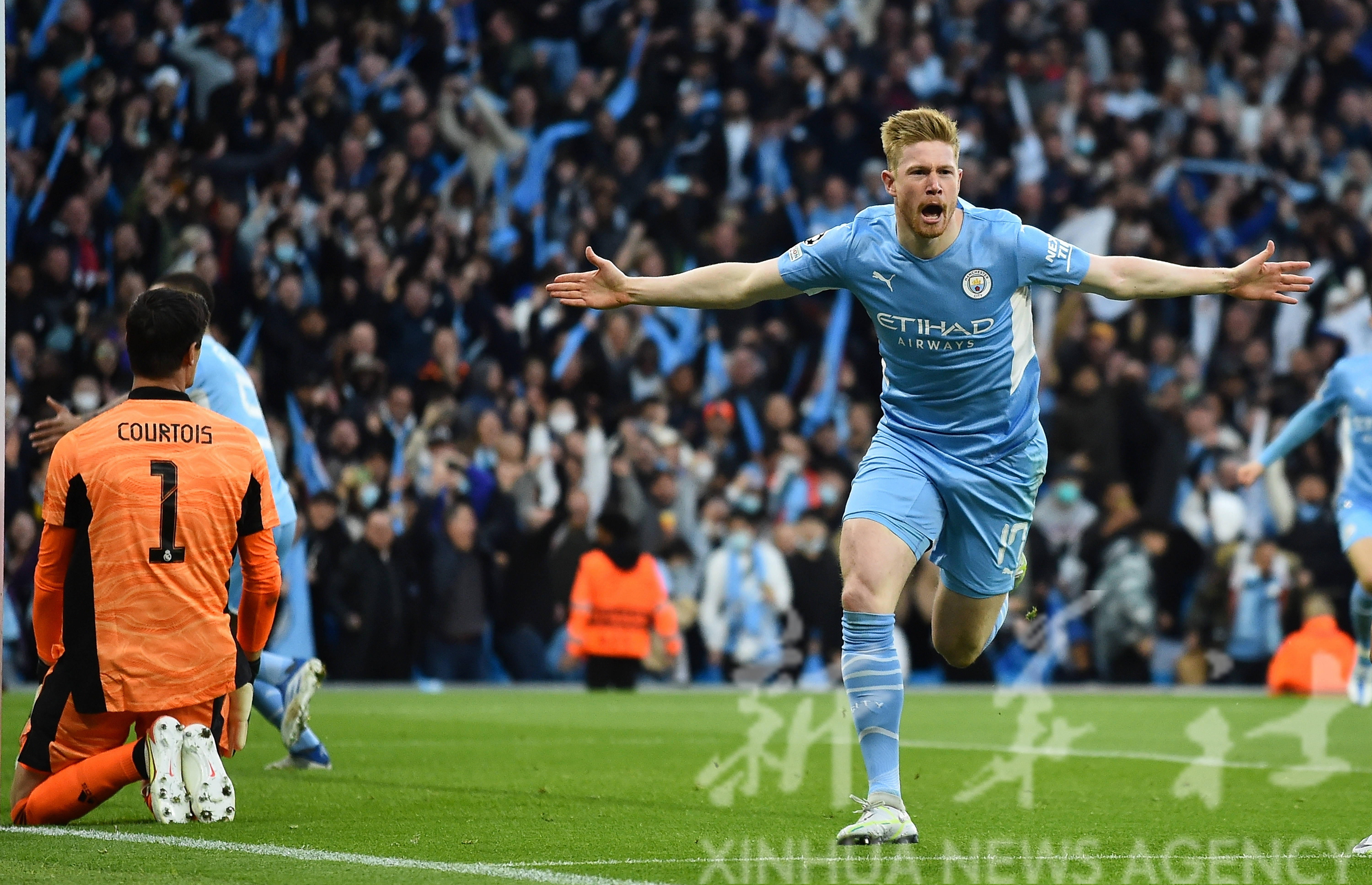 包含欧洲国家联赛开场，球员各显神通的词条