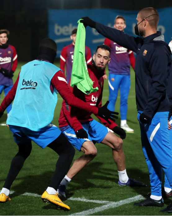 格拉纳达主场告负，遭遇赛季首败