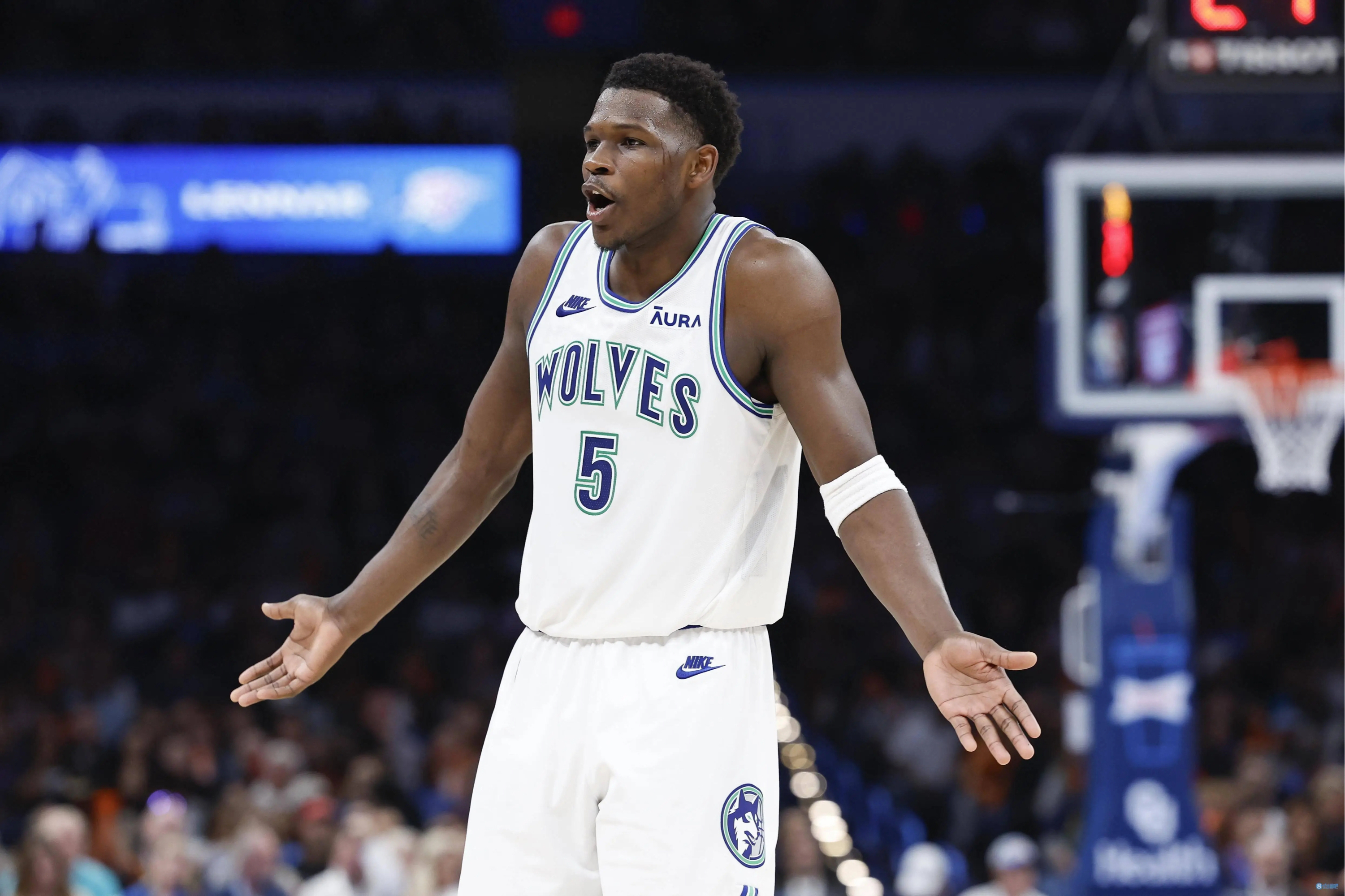 关于公牛主场士气高昂，轻松击败对手的信息