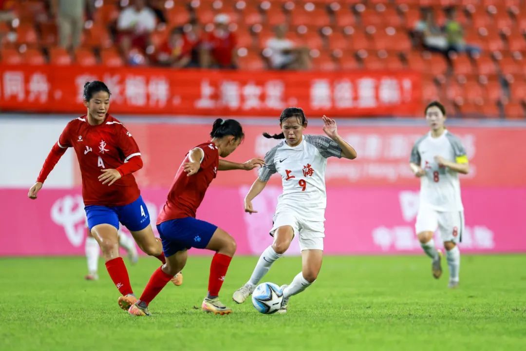 包含职业女子足球联赛即将拉开帷幕,球队准备迎击强敌的词条 包含职业女子足球联赛即将拉开帷幕,球队准备迎击强敌的词条