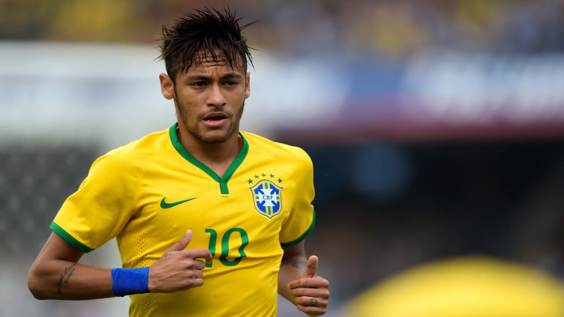 绿茵场上的鏖战，乒乓台前的火焰，当德国队遭遇英格兰，梁靖崑点燃赛场